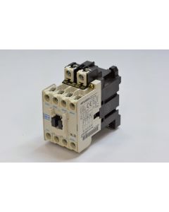 三菱電機　SR-N4　電磁継電器　4極接点　AC110V　中古商品